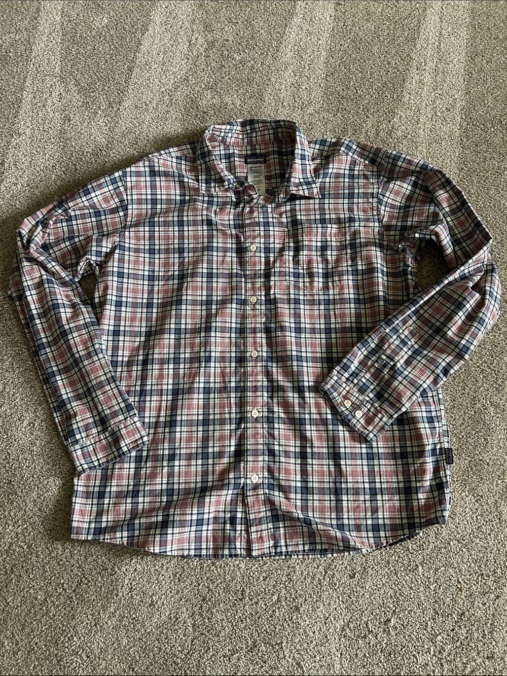 Patagonia Red, Blue and White Plaid Button-Down Shirt XL